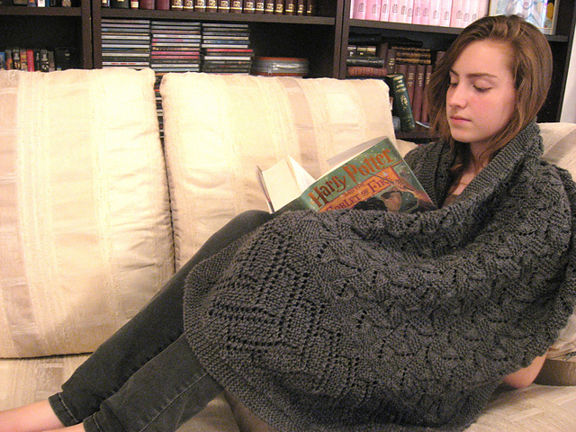 Bandiera Shawl