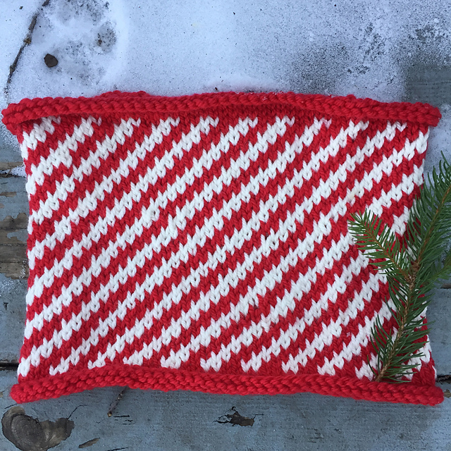 Candy Cane Cowl