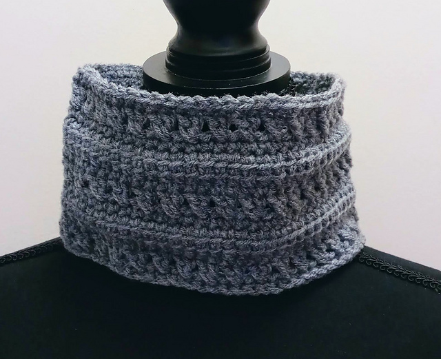 Crossroads Cowl (Child)