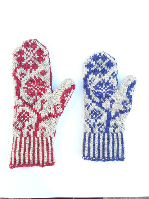Blodeuwedd Mittens