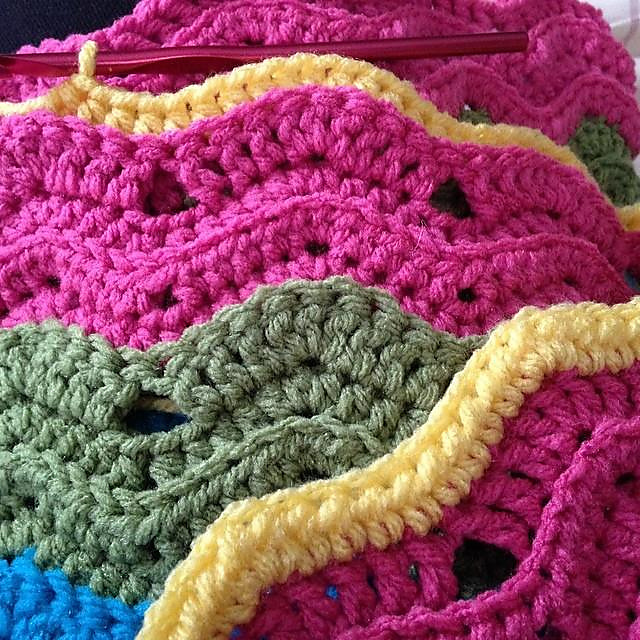 Quick and easy Vintage Ripple Afghan