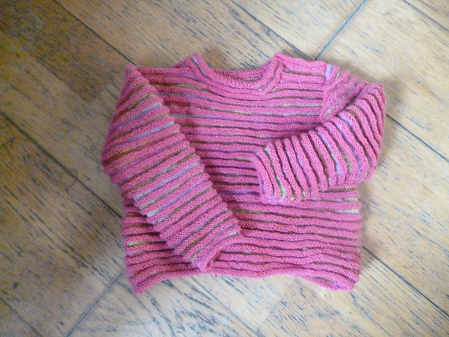 R0045A girl's jacket