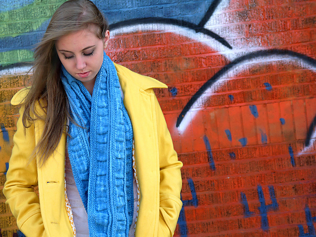 Ruche and Welt Cowl