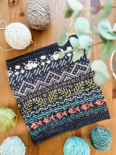 Ravelry: Mountain Doodle (Standard Cowl) pattern by Jamie Lomax