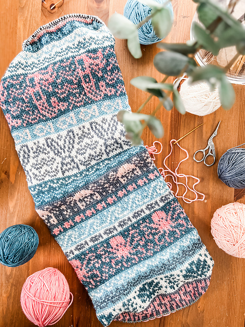 Ravelry: Ocean Doodle Cowl (Infinity) pattern by Jamie Lomax