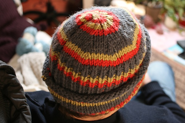 240 - Bonnet homme