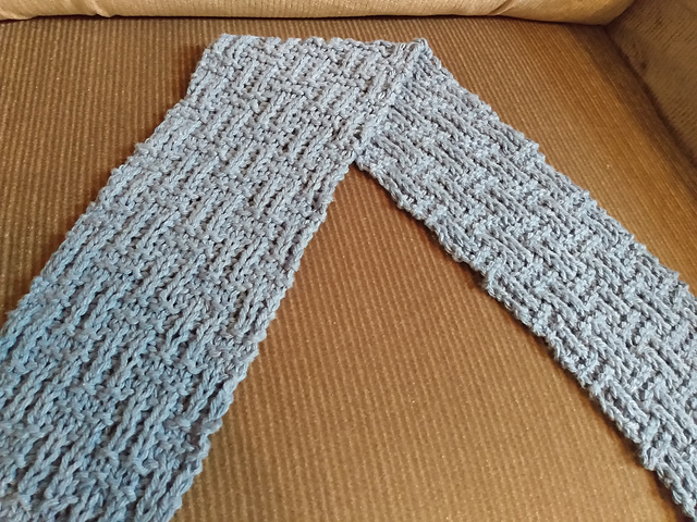 Homage to Langstaff reversible scarf
