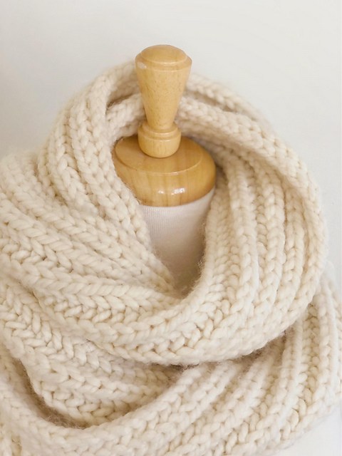 Bulky Ribbed Scarf