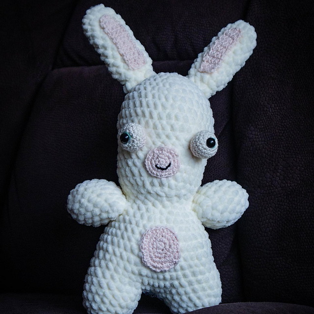 Raving Rabbid Pattern Ravelry: Amigurumi Rabbids Inspired pattern by Karina Nunez