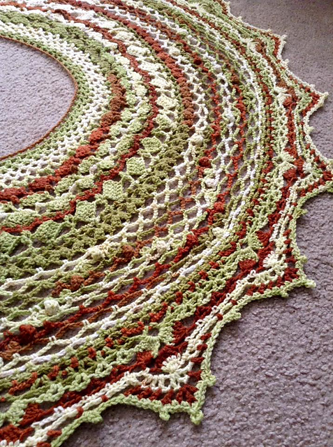 Victorian Romance Shawl