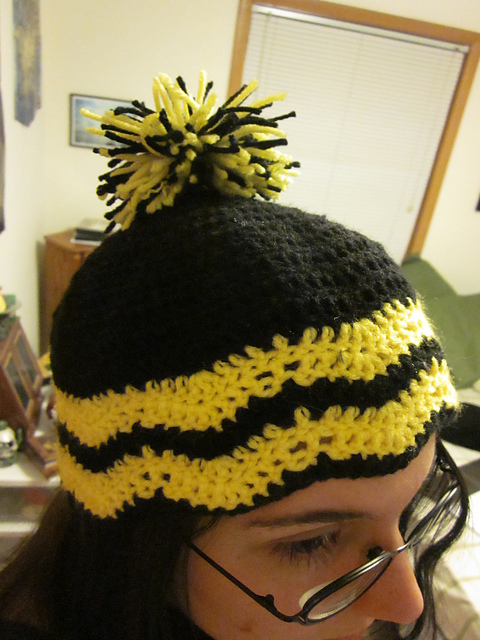 Duel Color Zig Zag Hat with Pom Pom