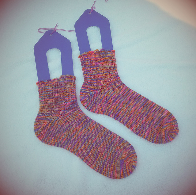 Interrupted Rib Socks