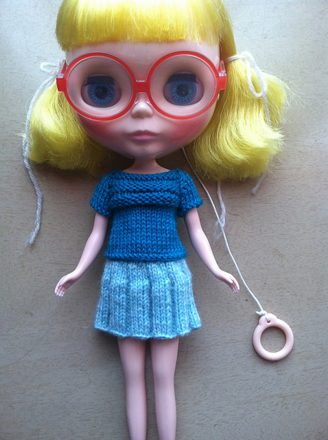 Scoop Sweater and Skirt Set for Blythe