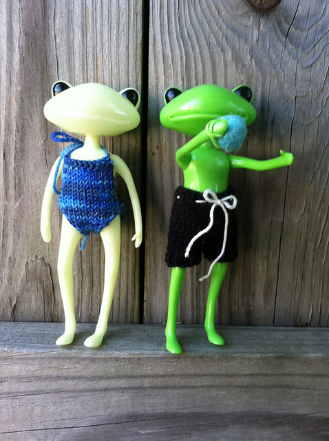 Bathing suit for Wonderfrog (boy and girl)