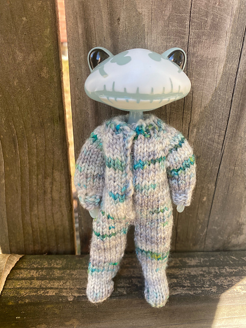 Footed Pajamas for Wonderfrog