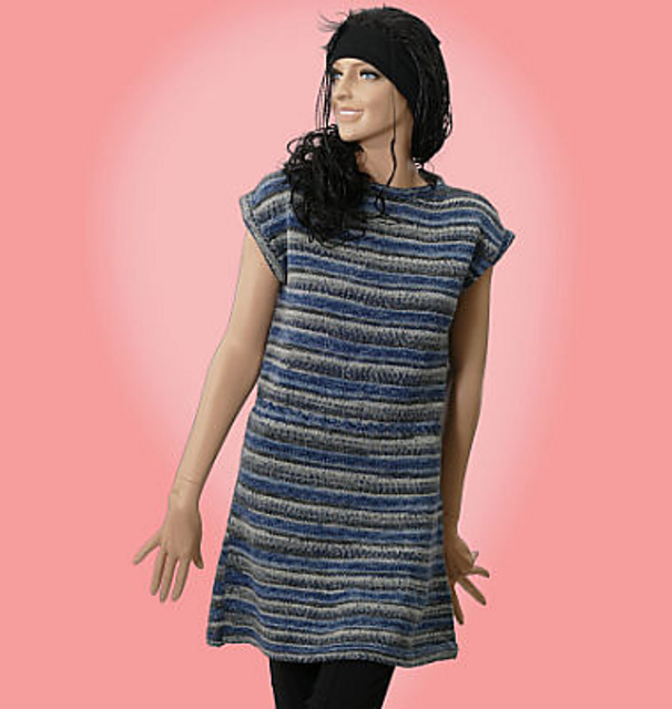 Kleid mit Drehverzopfungen