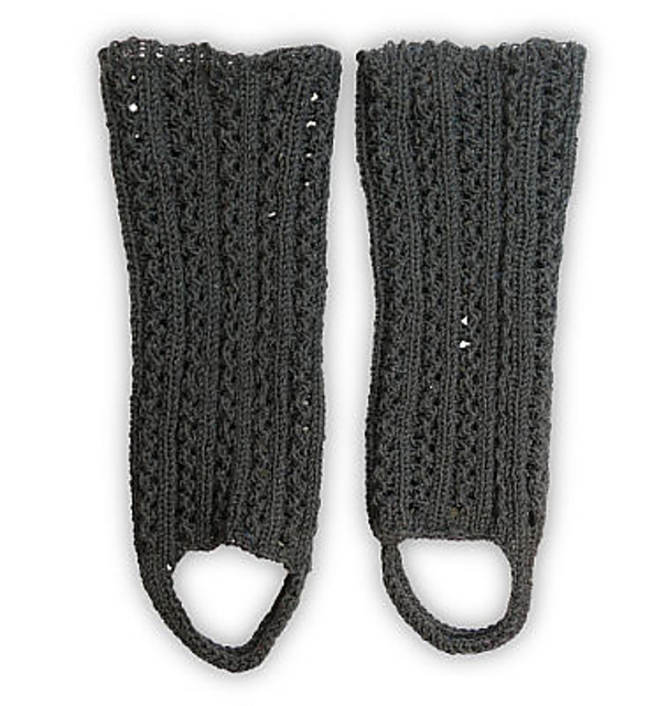 Beinstulpen mit Lochmuster