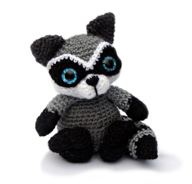 Amigurumi Raccoon Zebedes