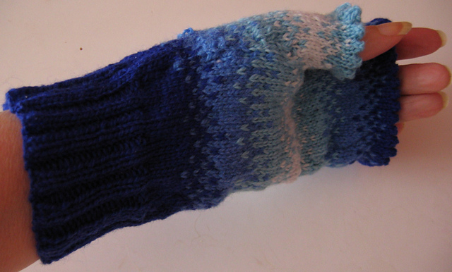 KEEP ON TEXTIN' Fingerless Gloves