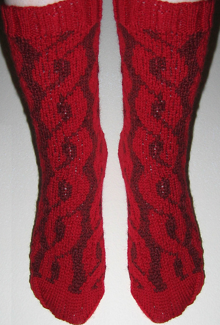 Lazy Cables Socks