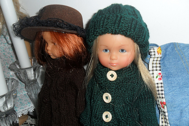 Cable coat for les cheries