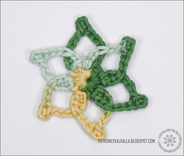 Six Petal Flower (applique)