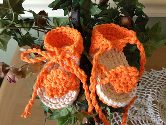 Flower Tie Sandals 12-026