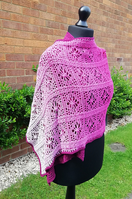 Tumbling Flowers Wrap