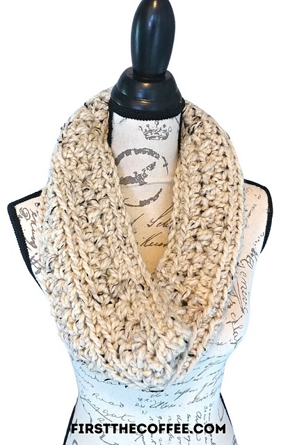 Quick Oatmeal Cowl