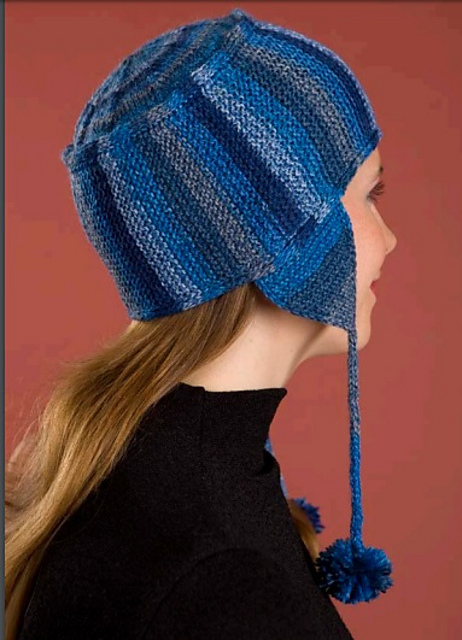 Earflap Hat & Gauntlet Set: Hat