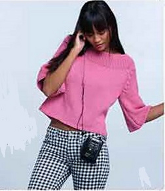 No. 10 Kung Fu Cotton Cropped Sweater