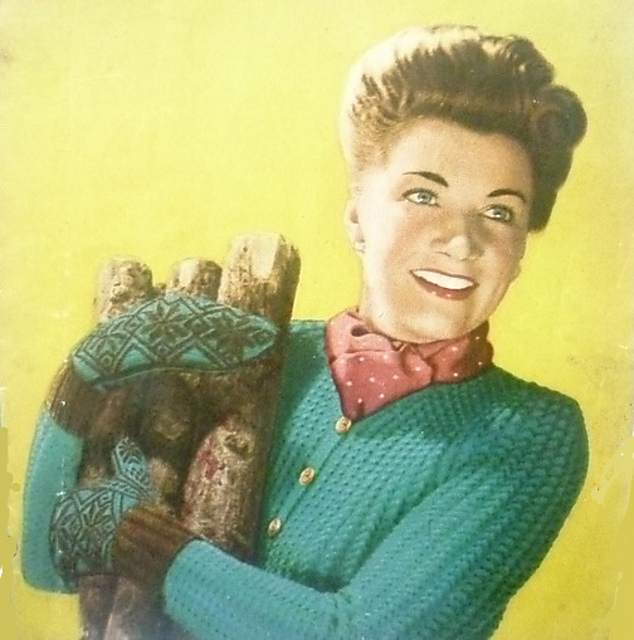 Nordic Selbu Rose Mittens