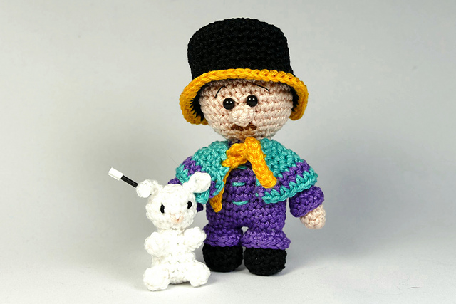 Mini Rakph the Rabbit Magician