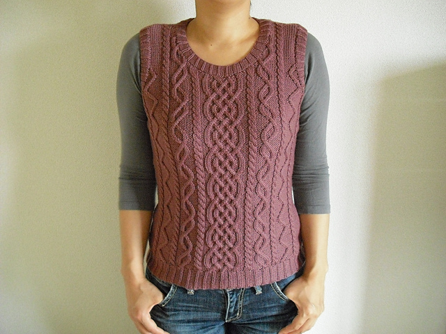 p.20 Sleeveless Pullover