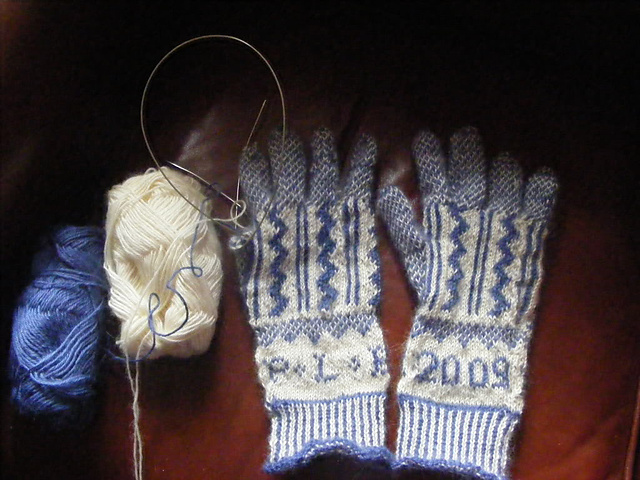 Adderback Gloves