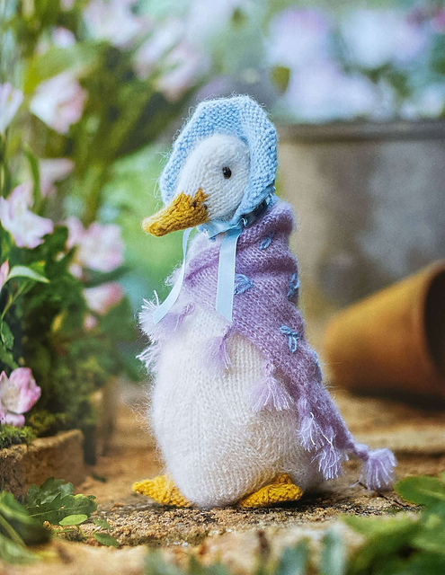 Ravelry: Jemima Puddle-Duck pattern by Claire Garland