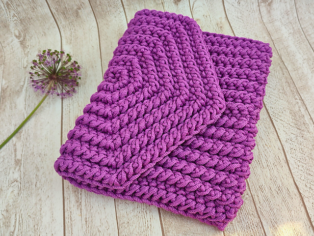 Envelope Clutch