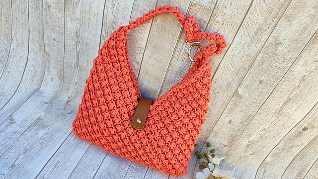 Hobo Shoulder Bag