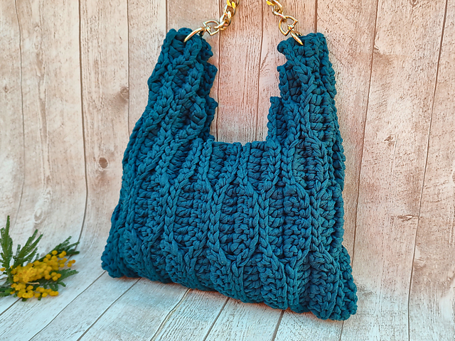 One-Piece Almond-Inspired Crossbody Hobo Bag