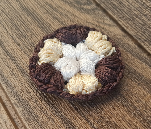 Heart coaster