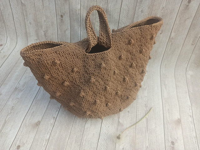 Large bucket bag