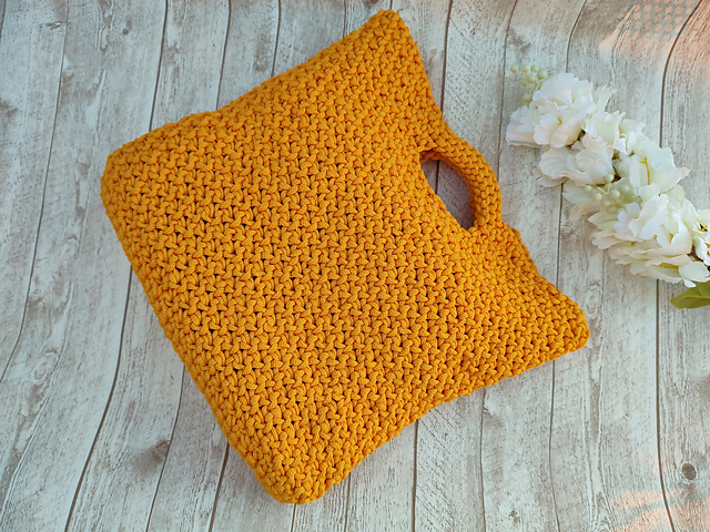 Tote bag