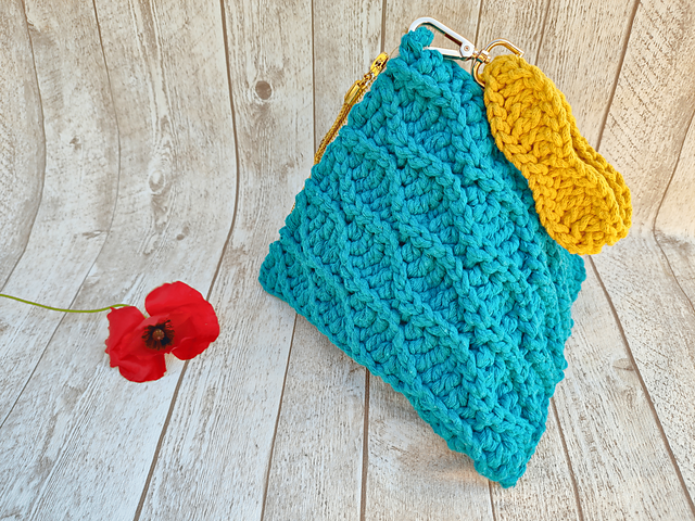 Triangle Clutch Bag