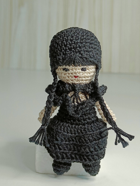 Gothic doll Amigurumi