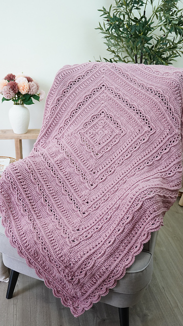 Rosemeadow Infinity Blanket