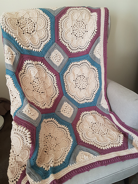 Delilah Blanket