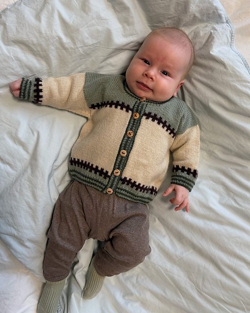 Cross Cardigan Baby