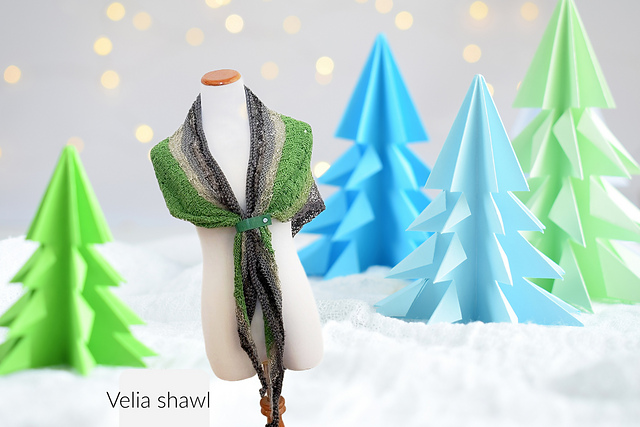 Velia shawl