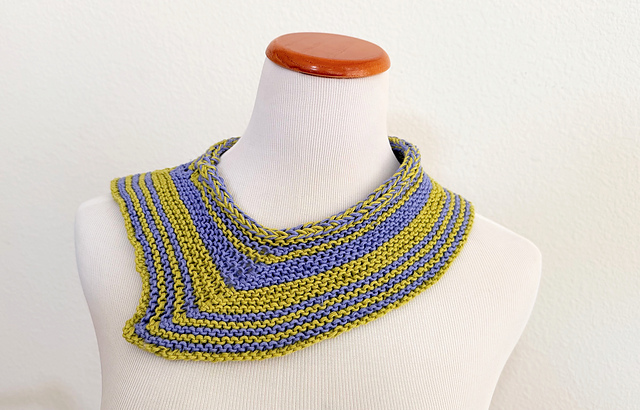 Striped necklet
