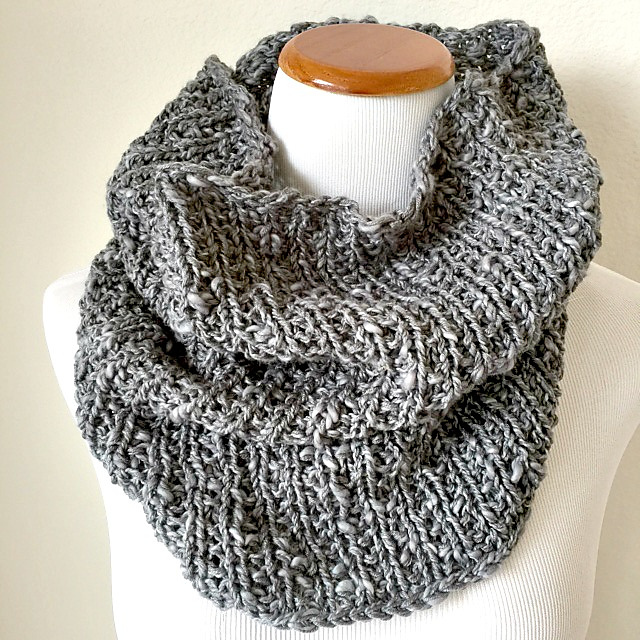 Pavan Cowl